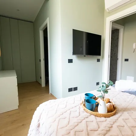 Ihost Luxury -free Parking- Plana 5 * Milão